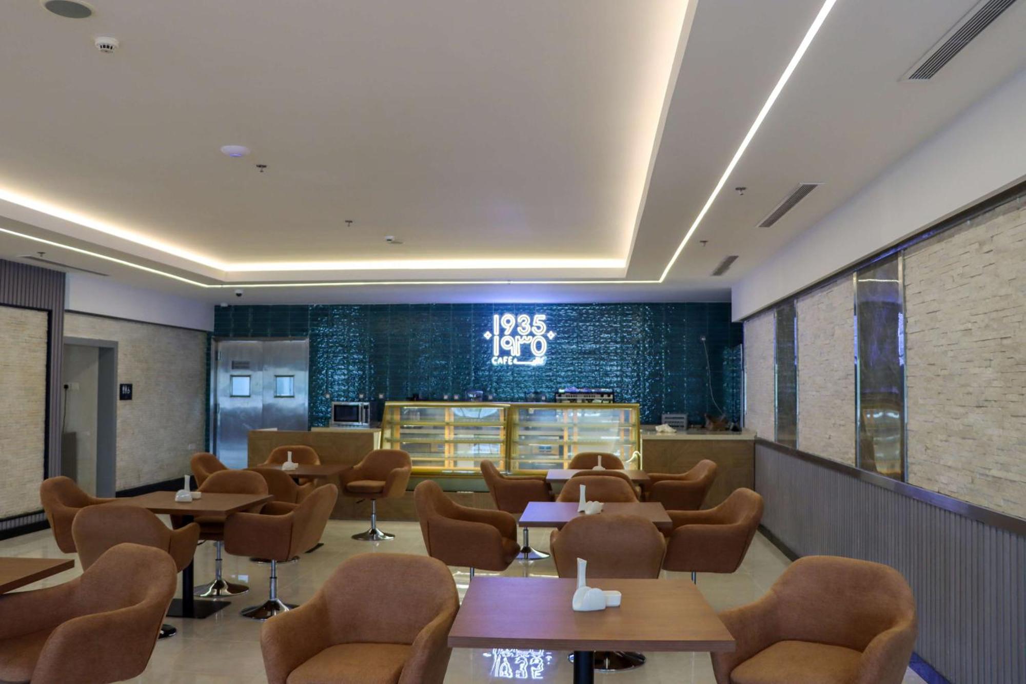 Best Western Plus Jeddah Hotel Madinah Road מראה חיצוני תמונה