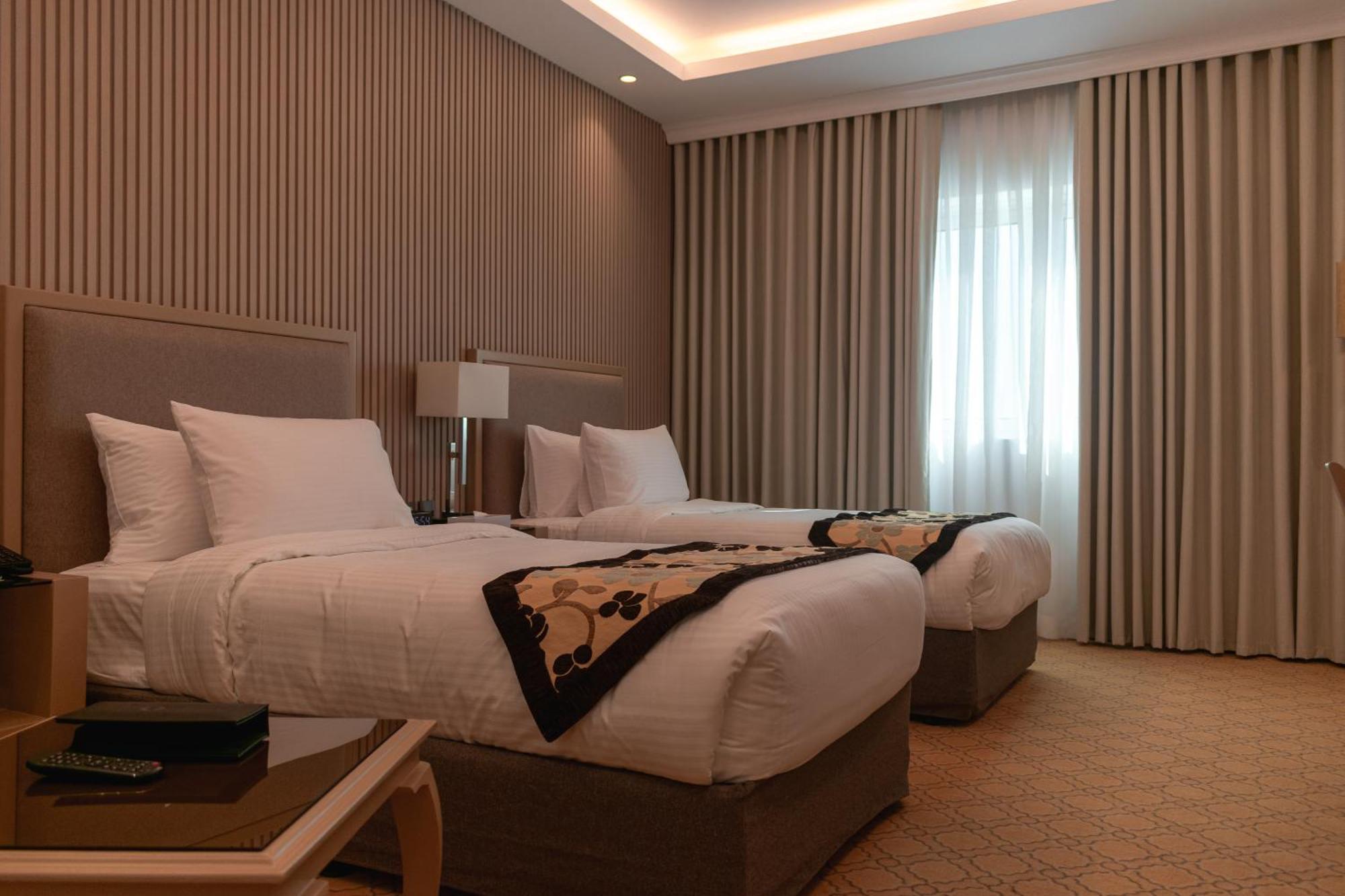 Best Western Plus Jeddah Hotel Madinah Road מראה חיצוני תמונה