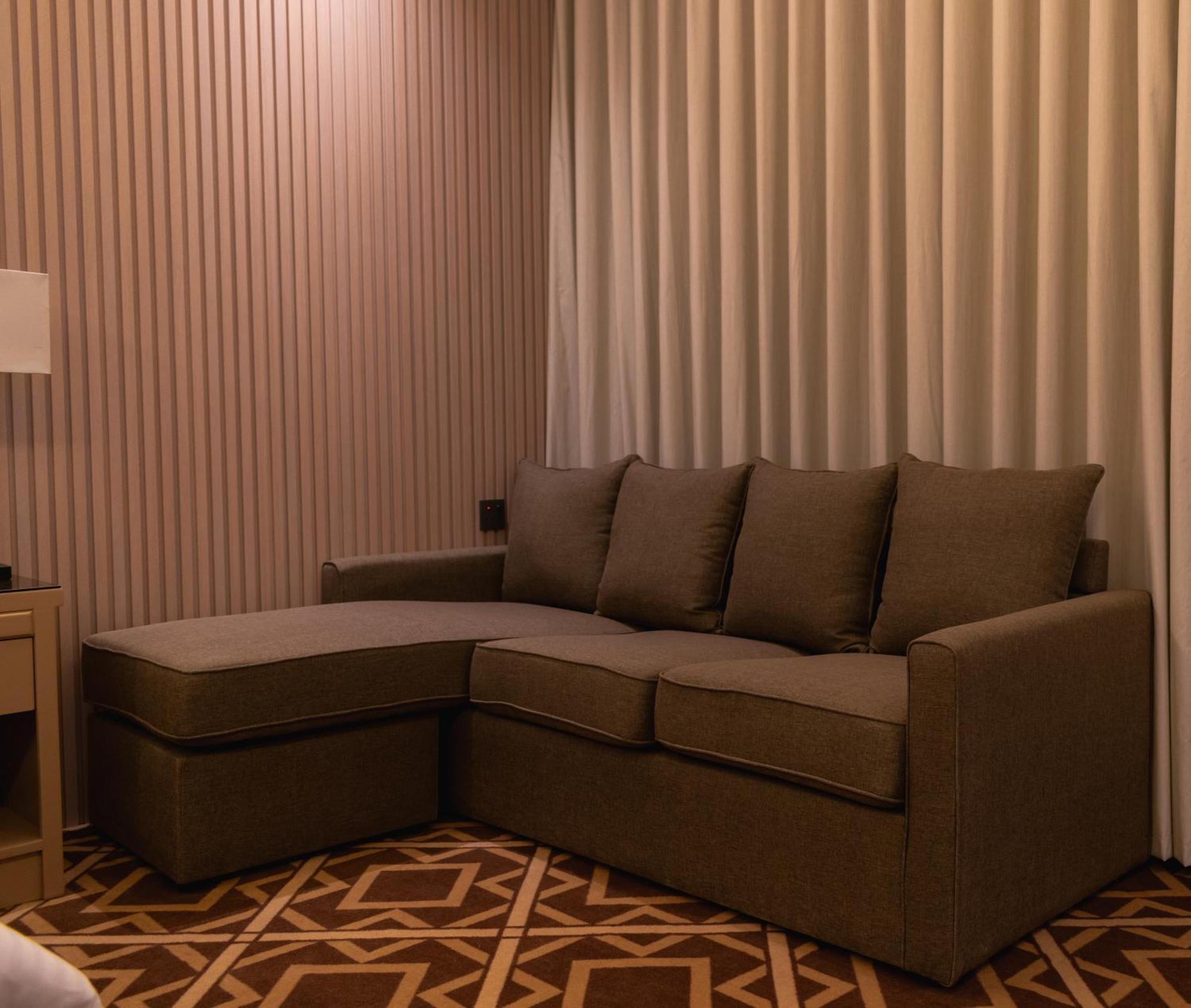 Best Western Plus Jeddah Hotel Madinah Road מראה חיצוני תמונה